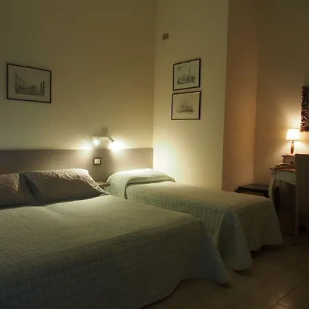 Le Tre Isole Отель 3*