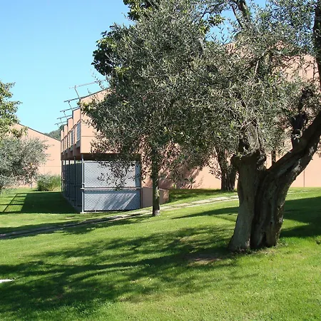 Le Tre Isole Маджоне