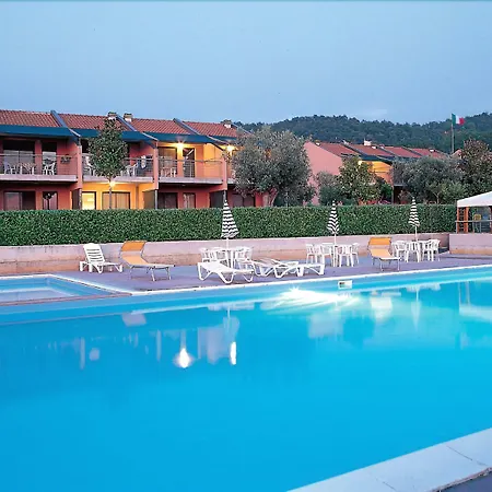 Le Tre Isole 호텔 3*