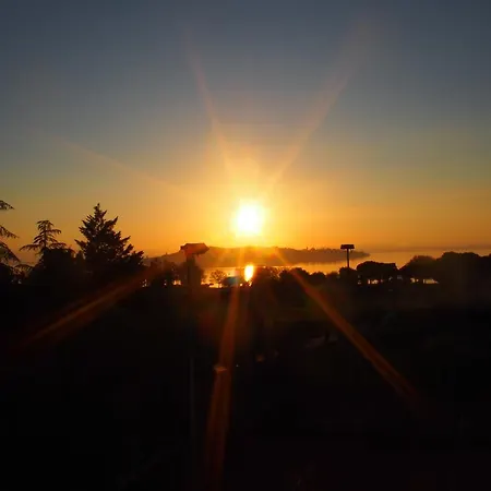 Отель Le Tre Isole Маджоне